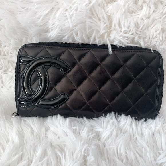 CHANEL Handbags - Authentic Chanel Continental CC Wallet